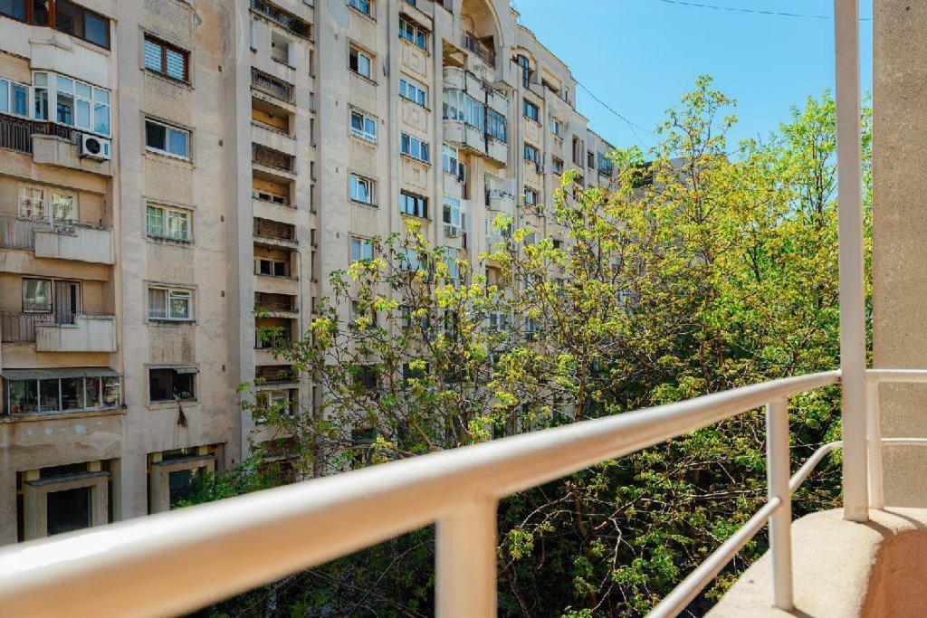 Heart Of Downtown 3 Rooms Apartment Self Check In Bucarest Esterno foto