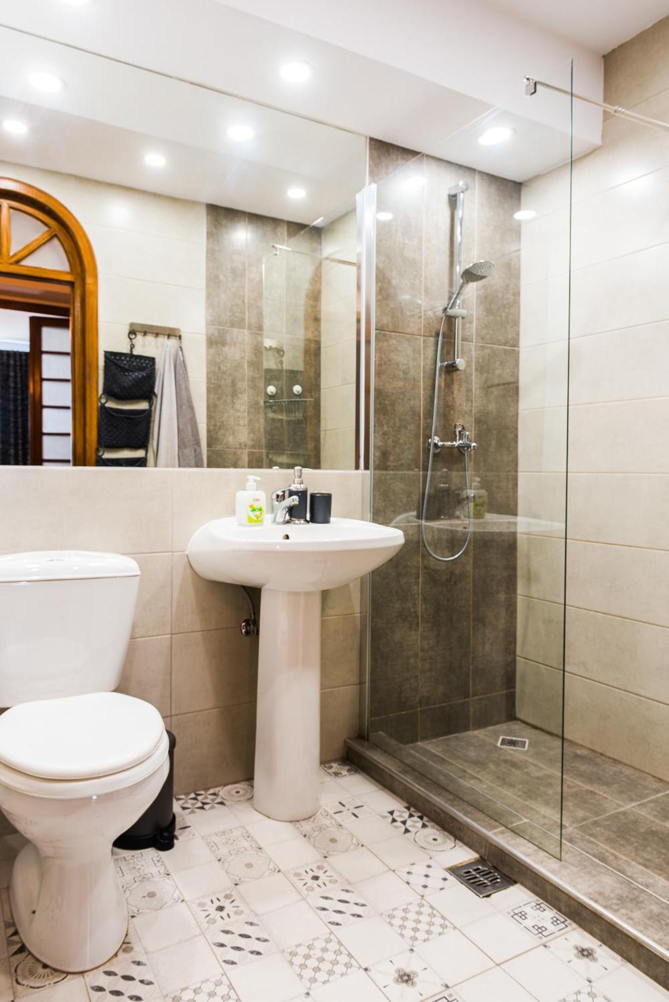 Heart Of Downtown 3 Rooms Apartment Self Check In Bucarest Esterno foto